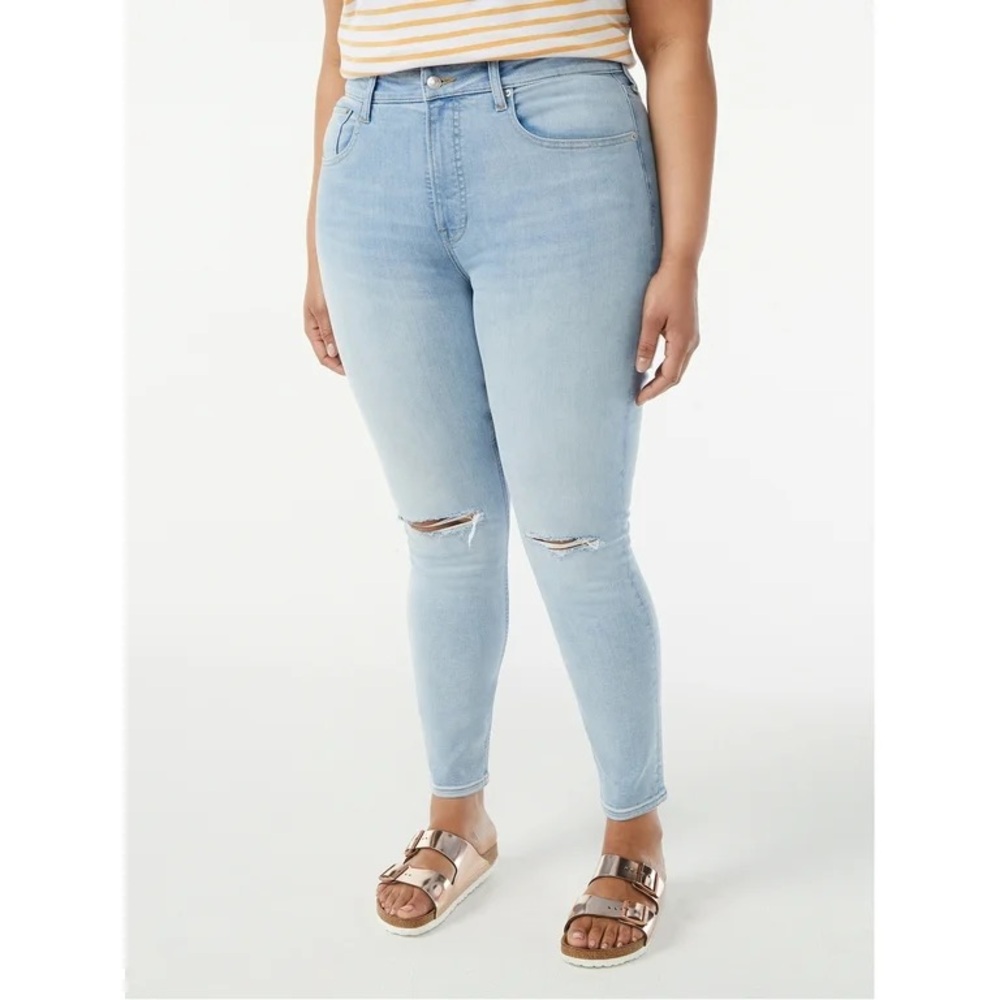 Light Blue Skinny Jeans with Distressed Knee